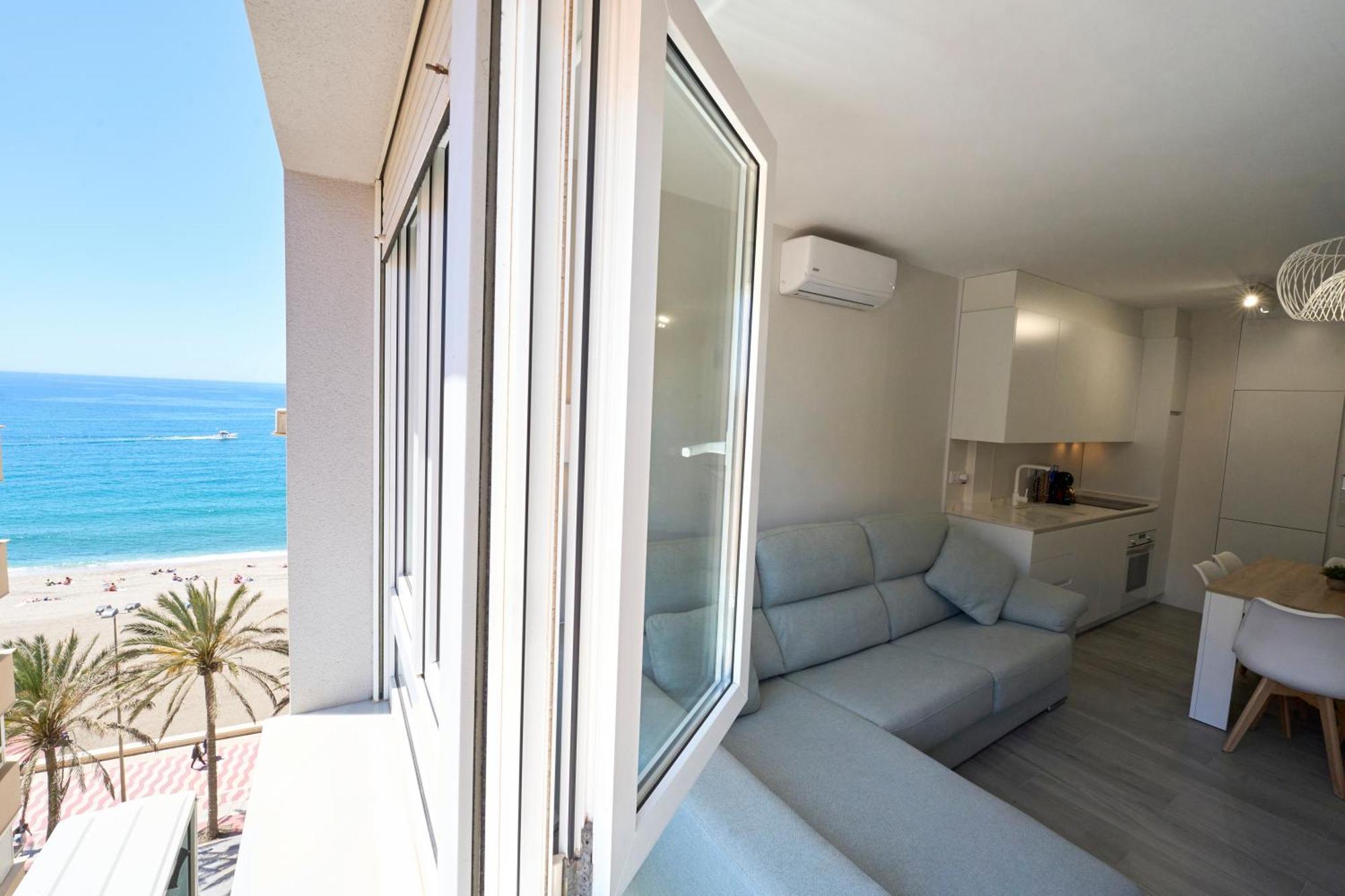 Paseo Maritimo - Apartamento A Estrenar, A Pie De Playa, Con 2 Banos 알메리아 외부 사진
