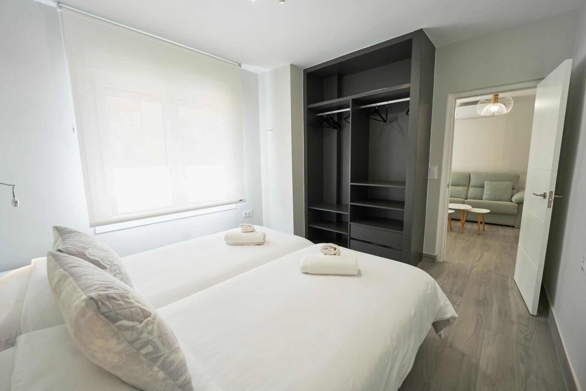 Paseo Maritimo - Apartamento A Estrenar, A Pie De Playa, Con 2 Banos 알메리아 외부 사진